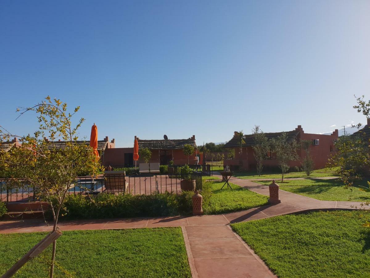 Отель Les Orangers De L'Ourika Douar Akkara Экстерьер фото